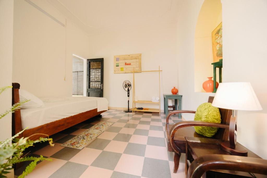 Posezení v ubytování Homestay and Eggcoffee Central Hanoi Old Quarter