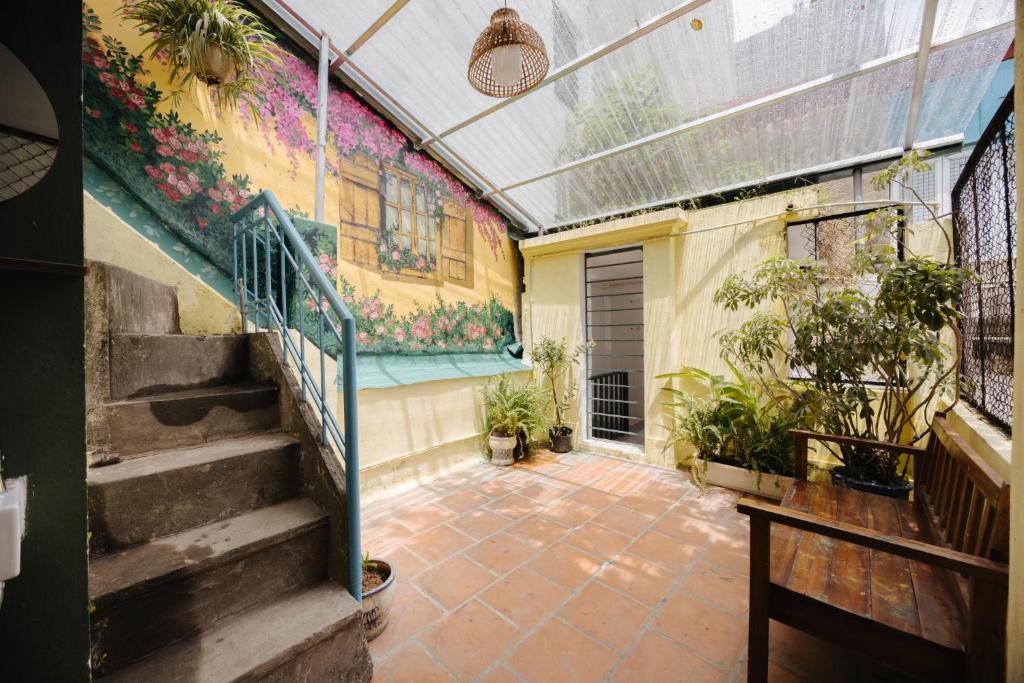 Fotografie z fotogalerie ubytování Homestay and Eggcoffee Central Hanoi Old Quarter v Hanoji