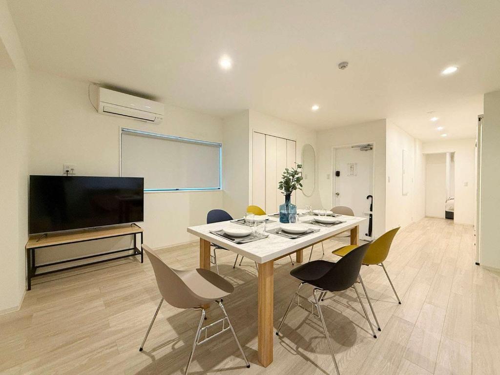 b hotel NaouBLD - Comfortable 2BR Apartment in Hatchobori for 10 Guests
