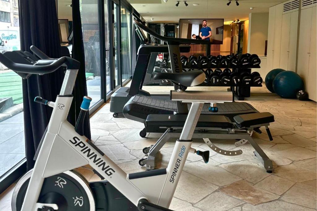 PREMIER SUITES Antwerp - Resim 13