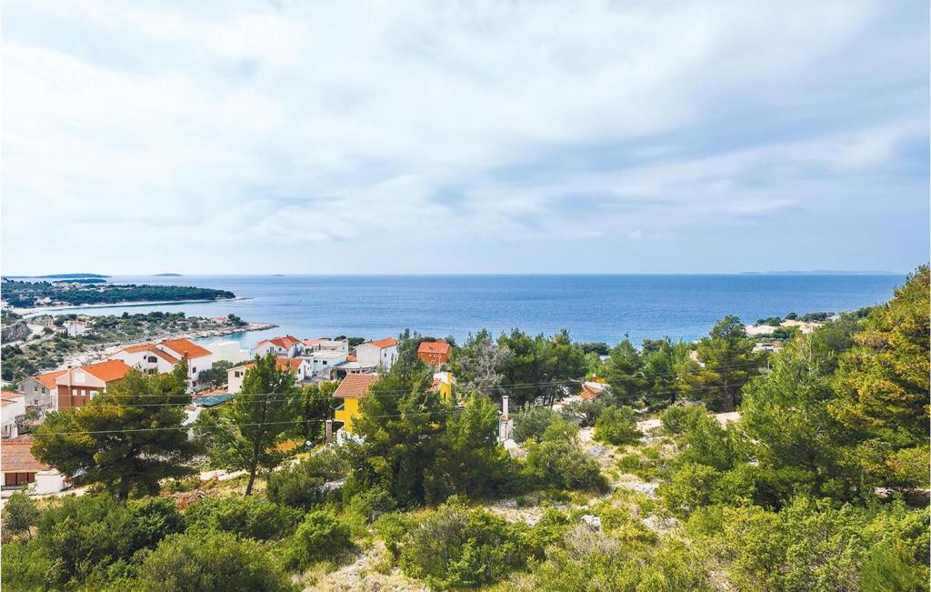 Two-Bedroom Apartment In Dolac