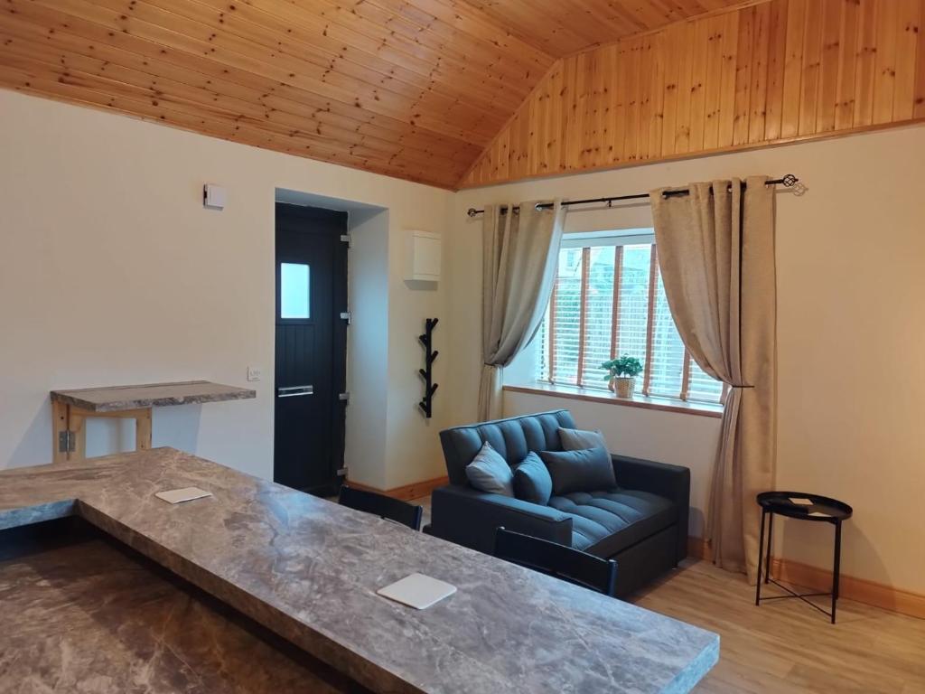 Prostor za sedenje u objektu The Apartment