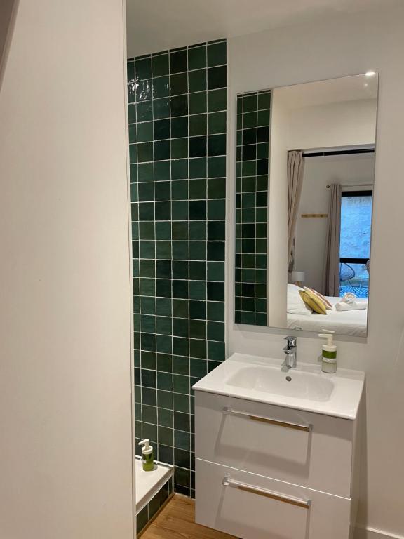 Hébergement Ornano Bordeaux - Resim 20