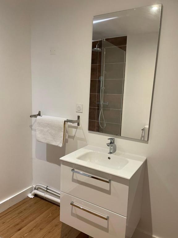 Hébergement Ornano Bordeaux - Resim 34