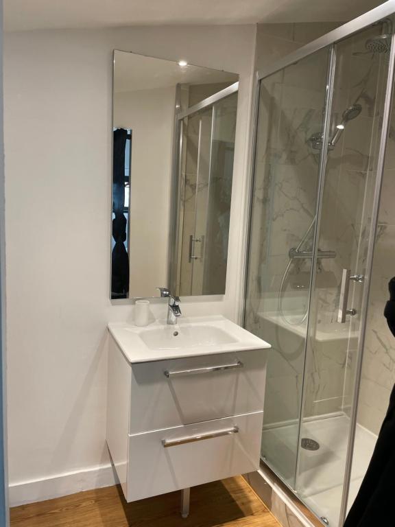 Hébergement Ornano Bordeaux - Resim 38