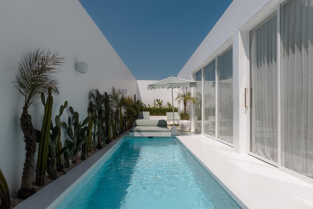 Hồ bơi trong/gần The Cali Villas Canggu