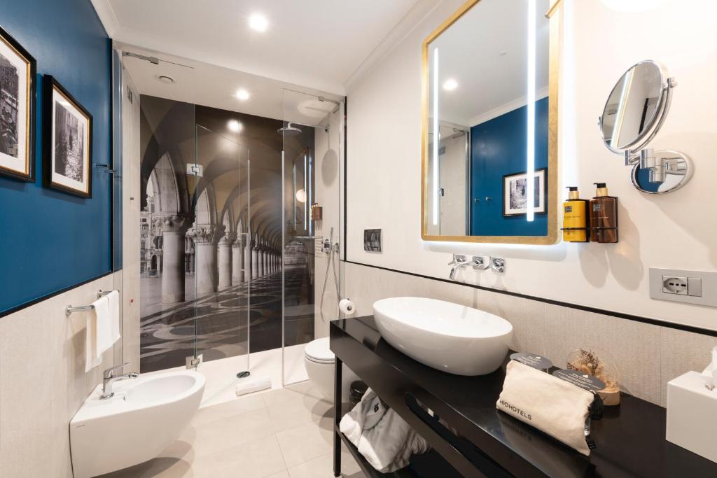 H10 Palazzo Canova - 17