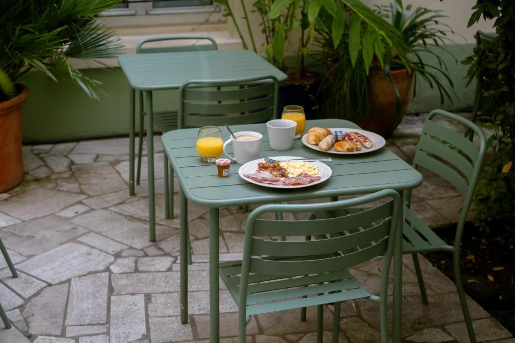 Kyriad Paris 10 - Canal Saint Martin - République - Resim 19