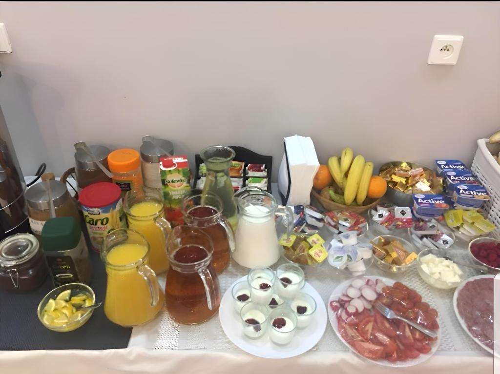 Jídlo v hotelu nebo okolí