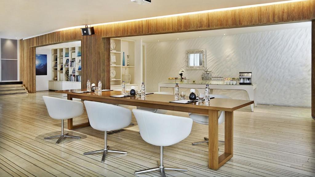 Hotel Baraquda Heeton Pattaya by Compass Hospitality - Resim 12