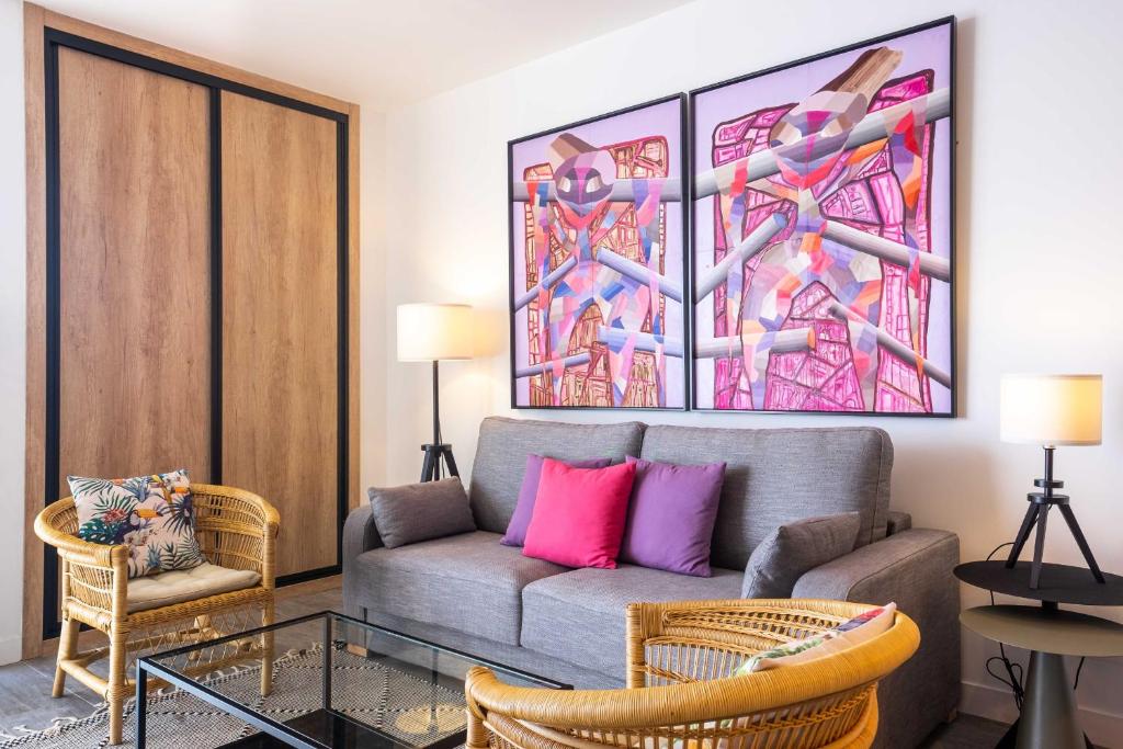 Posezení v ubytování Fabuloso apartamento con increíbles vistas al mar