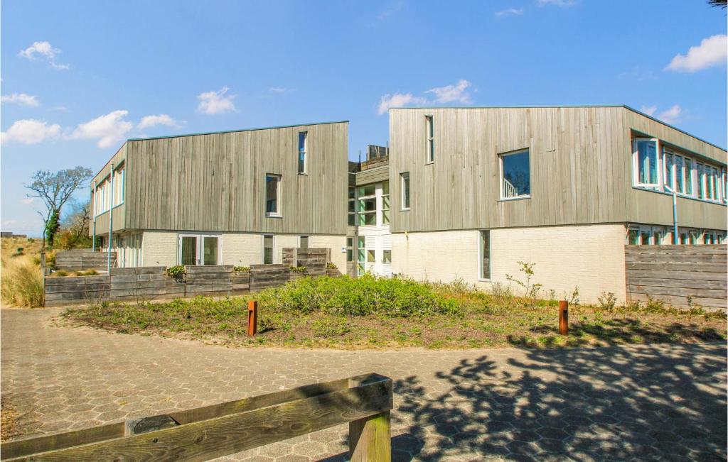 Beachfront Amazing Apartment In Schiermonnikoog - Housity