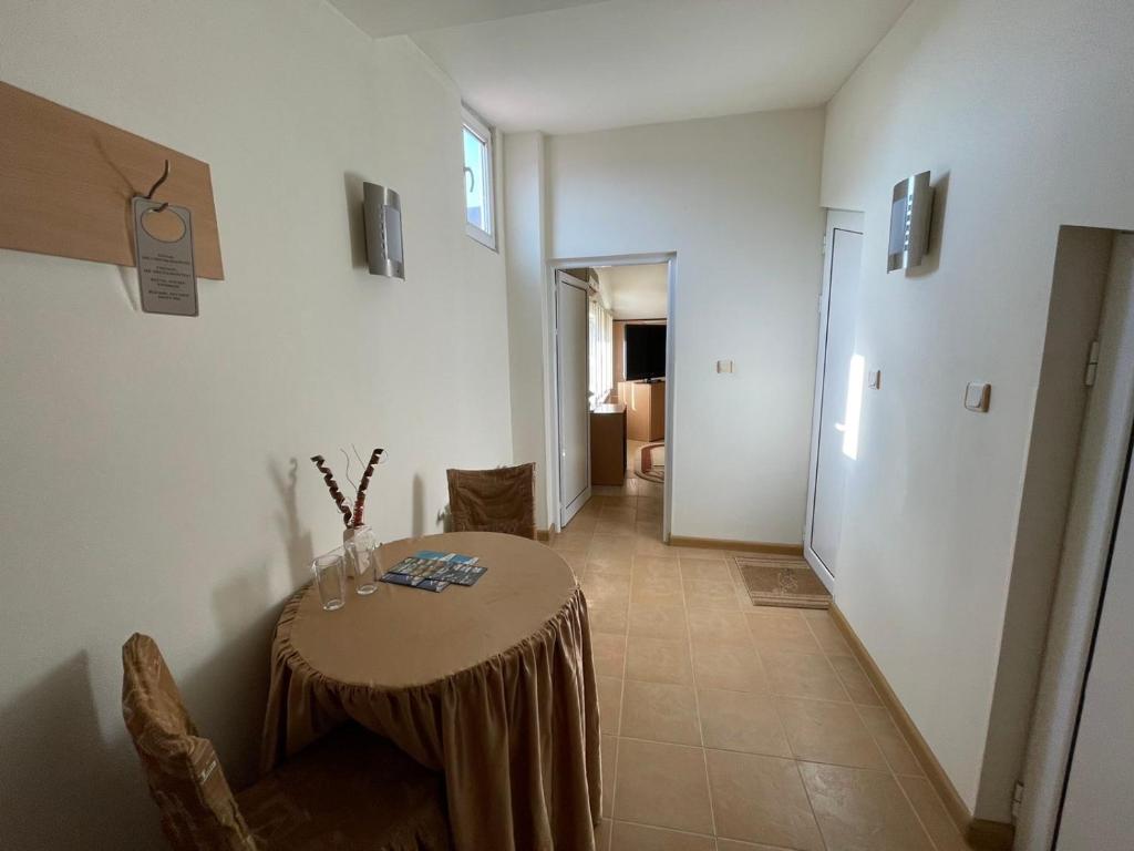 Семеен Хотел "Ювелир"