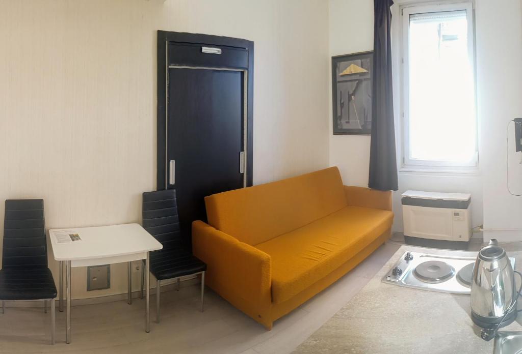 Posedenie v ubytovaní SparrOwl Apartments