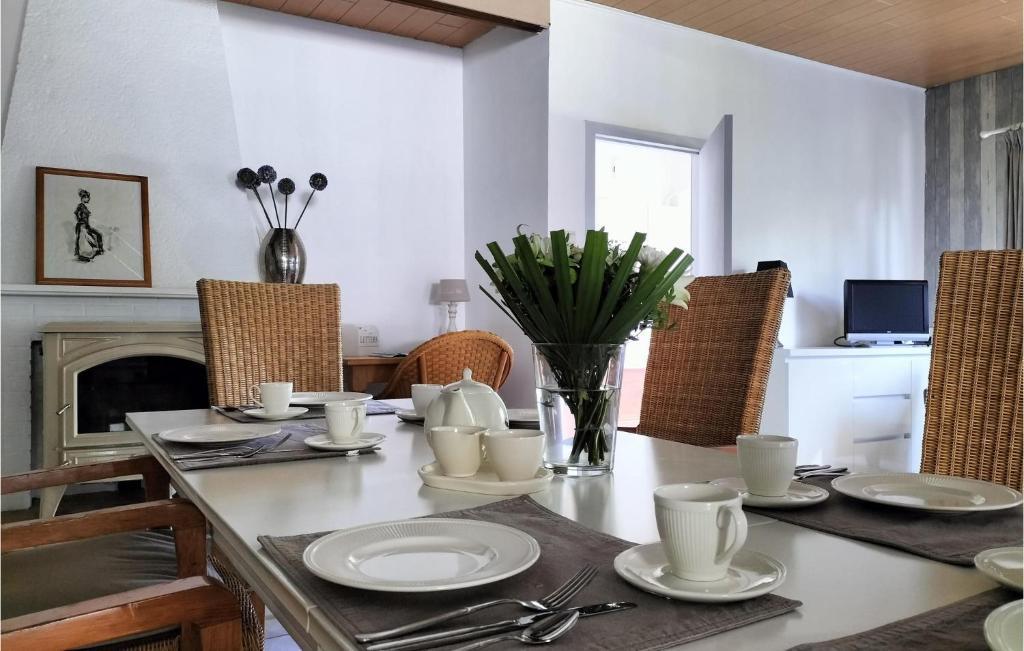Posezení v ubytování Pet Friendly Home In As With Wifi