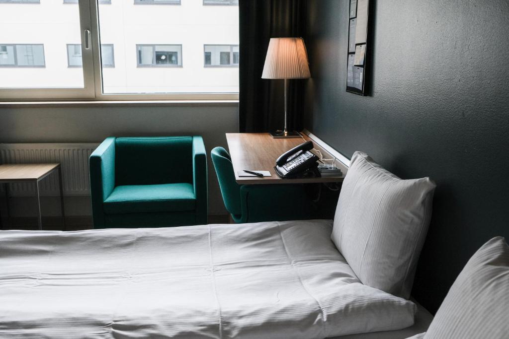 Clarion Hotel Sign - Resim 43