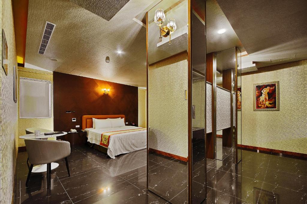 Postel nebo postele na pokoji v ubytování i Need Motel