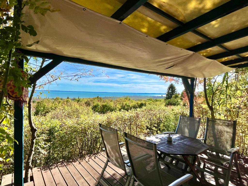 Ugra Miradore Balatonalmadi 8220 Balatonalmádi, Balatonalmádi kép - 1