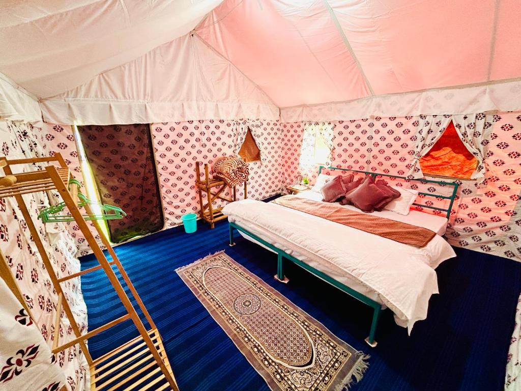 Himalyan Wild Trails Premium Swiss Camp Prashar Lake - Tent