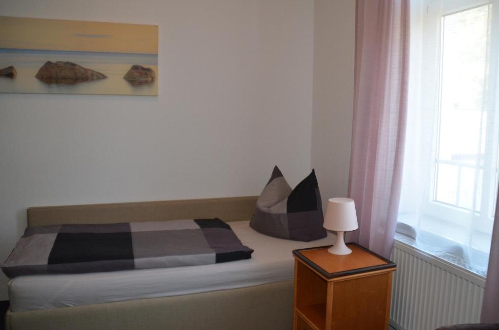 Postel nebo postele na pokoji v ubytování Hotel zur Köppe