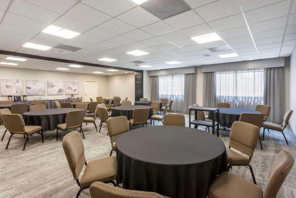 Konferenční prostory v ubytování Best Western PLUS Cotton Tree Inn