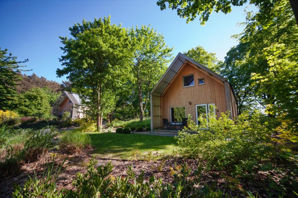 Κήπος έξω από το Domki Zalesie