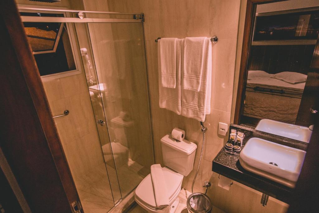  Prado Hotel Business