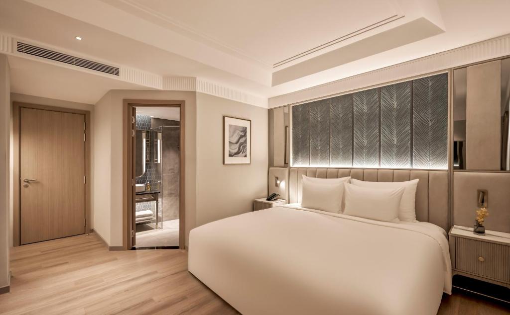 La Siesta Premium Saigon Central - 9