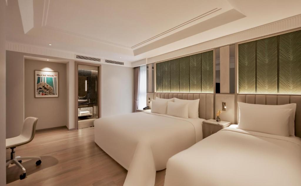 La Siesta Premium Saigon Central - 16