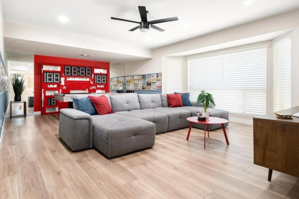 A seating area at Heated Pool, Spa,Arcade Games,Pool Table,Ping-Pong
