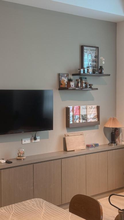 TV a/nebo společenská místnost v ubytování Good Day B&B