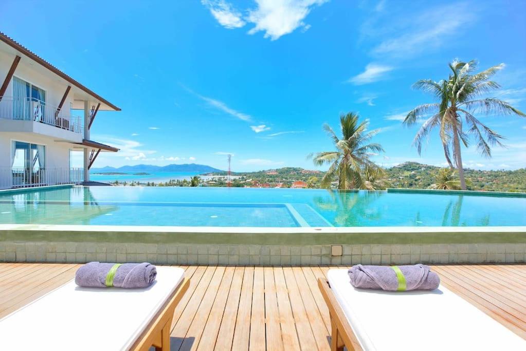 Bassein majutusasutuses Spectacular 95sqm Sea View, Gym and Pool facilities või selle lähedal