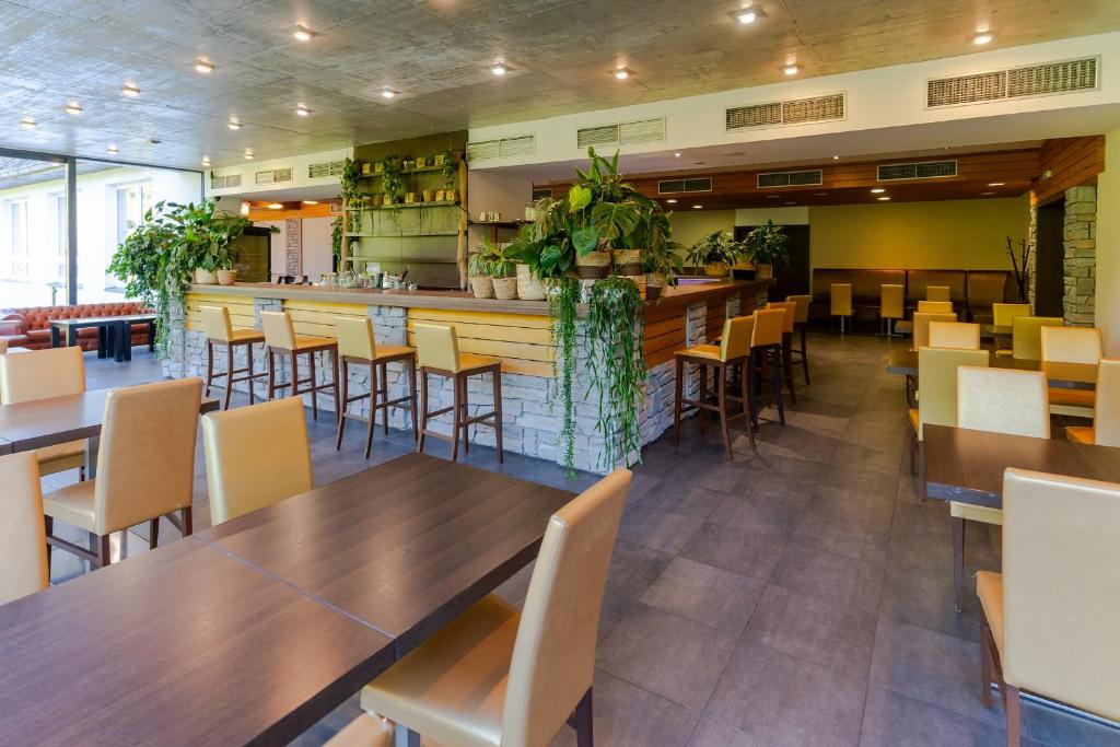 Restaurace v ubytování Hotel Ostredok