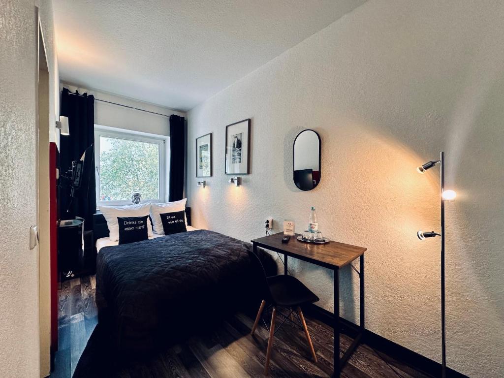 Hotel Alt Deutz City-Messe-Arena KONTAKTLOSER SELF CHECK-IN - Resim 39