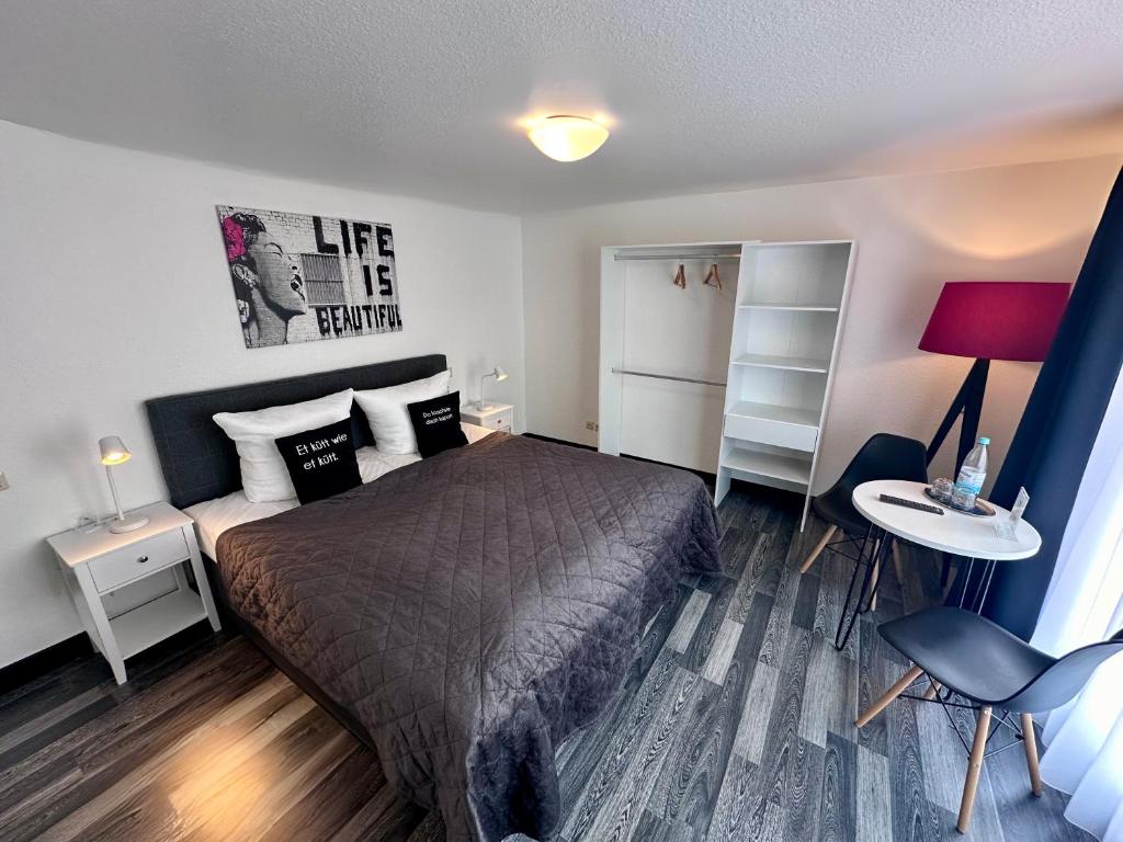 Hotel Alt Deutz City-Messe-Arena KONTAKTLOSER SELF CHECK-IN - Resim 5