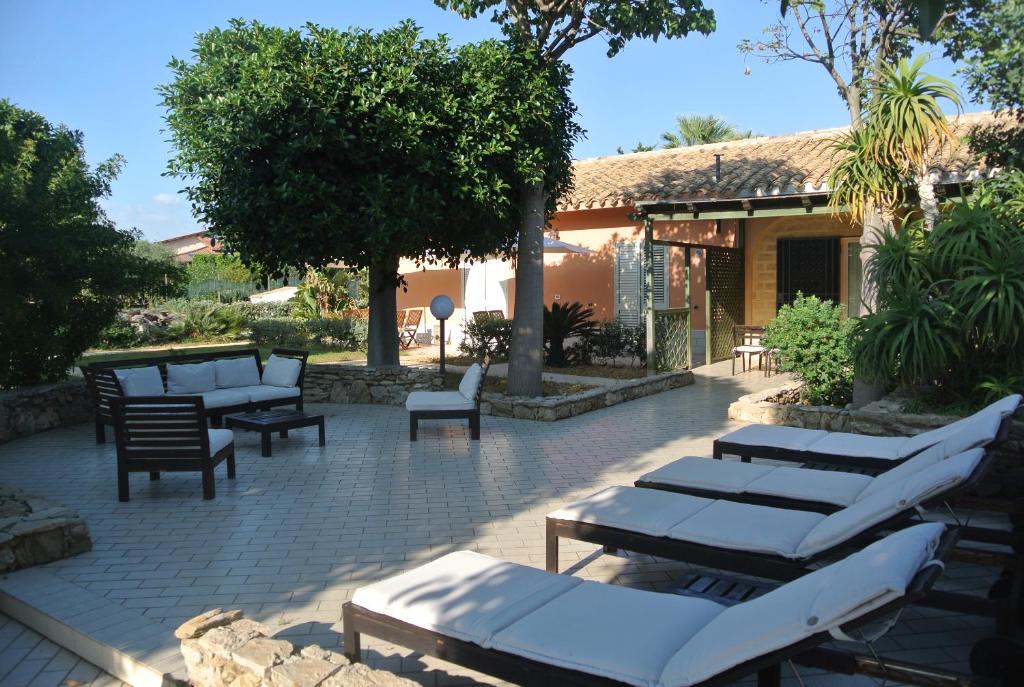 Zahrada ubytování Villa Carlotta Resort