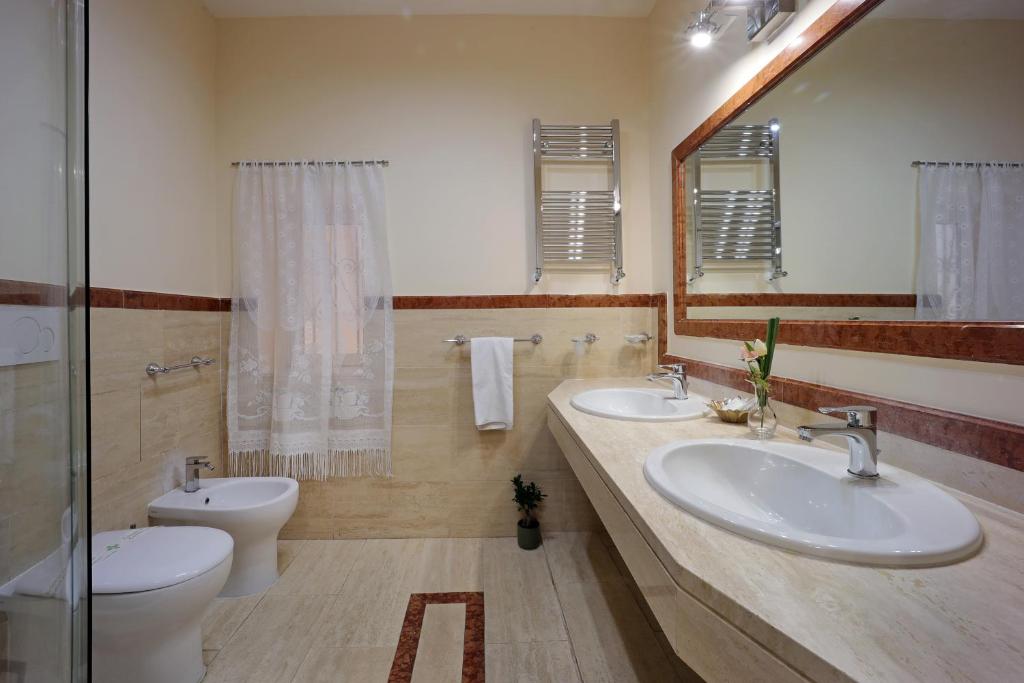 NSM 71VIADELCORSO Luxury Home - Deluxe One-Bedroom Apartment With City View
