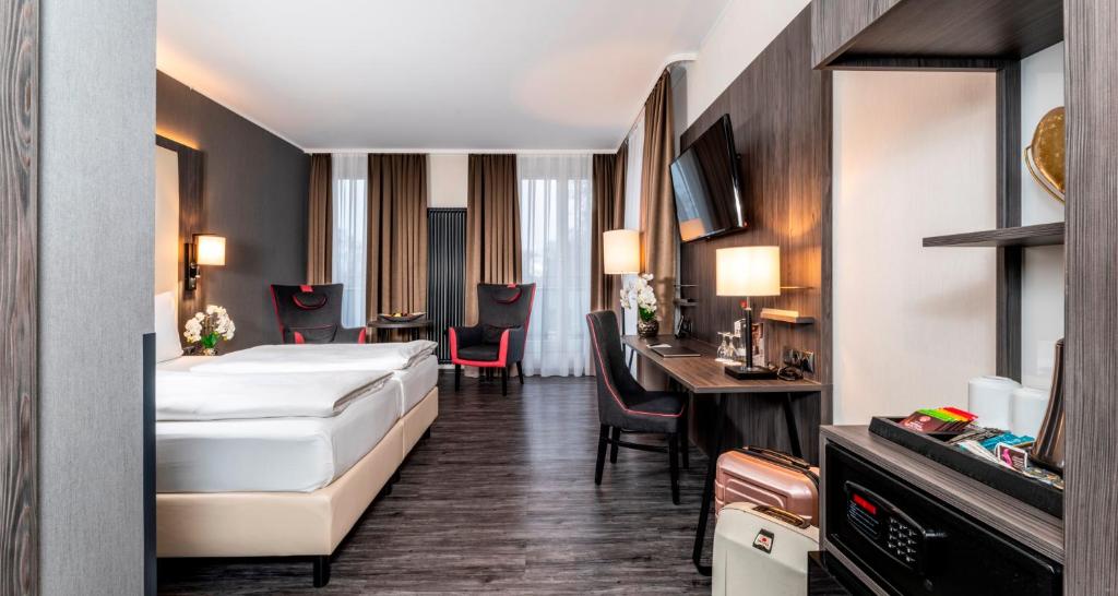 PLAZA Premium Parkhotel Norderstedt - Habitación Doble Confort - Junto A La Cancha
