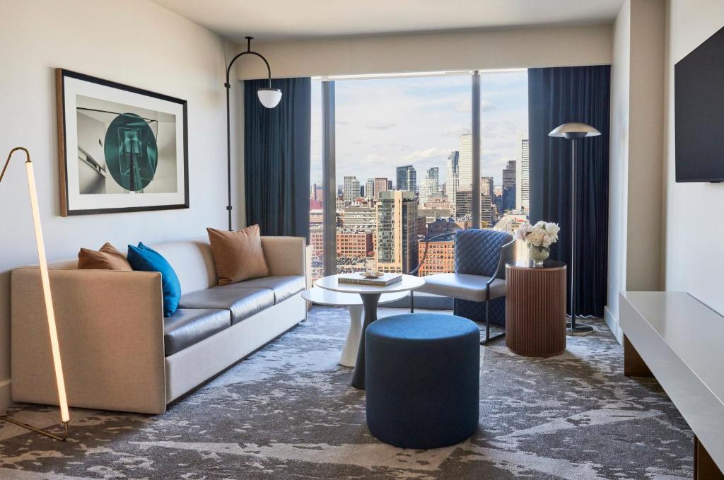 Omni Boston Hotel at the Seaport - 