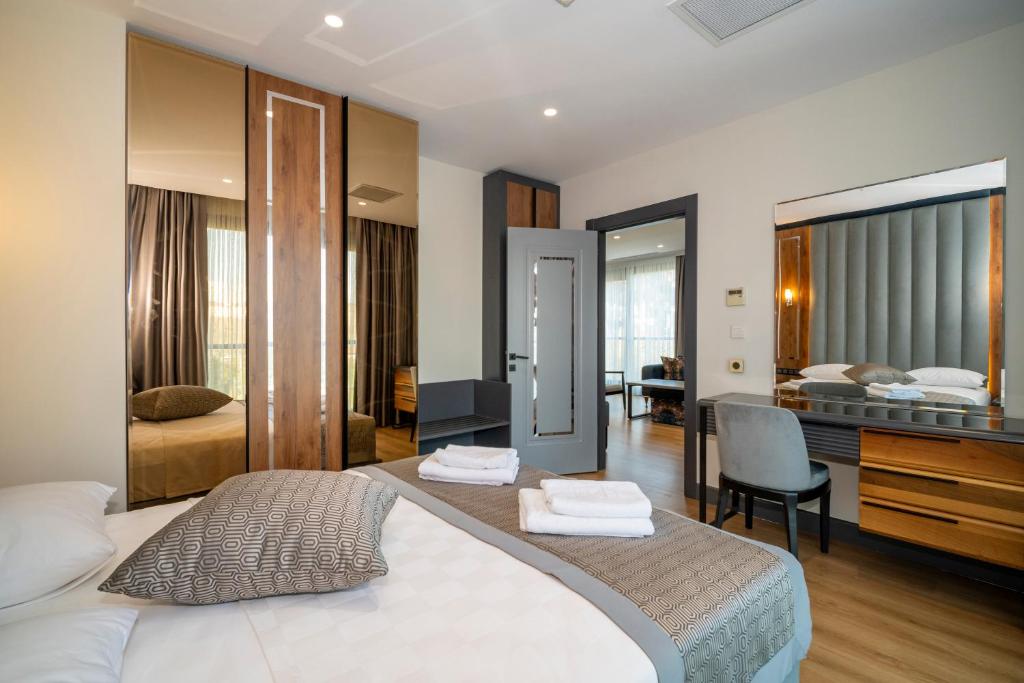 Photo from Rusel Park Residence in Bahcesehir, Marmara Region, Turkey