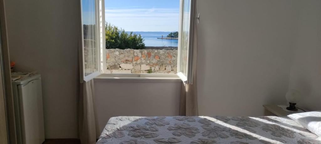 Imagem da galeria de Old town rooms em Rab