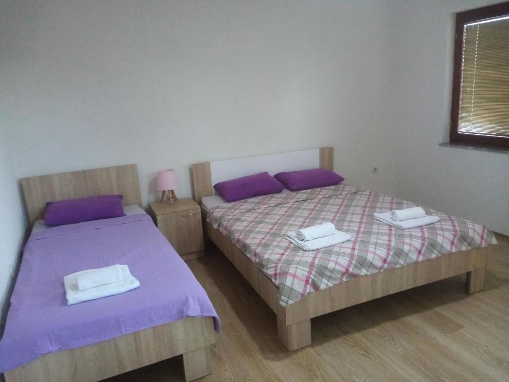 Postel nebo postele na pokoji v ubytování Villa OHRID -"LAKE VIEW"