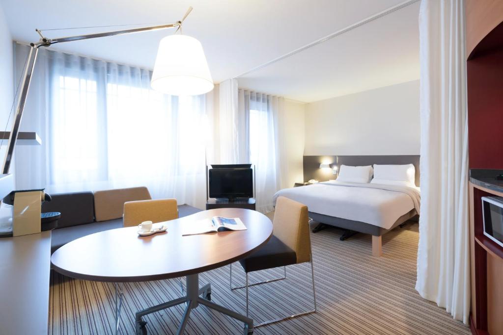 Novotel Suites Paris Montreuil Vincennes photo