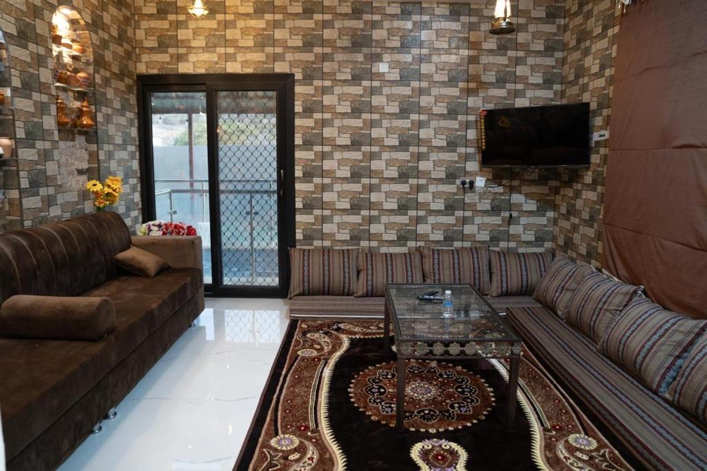 Posezení v ubytování SLASEL JABAL SHAMS HOUsE