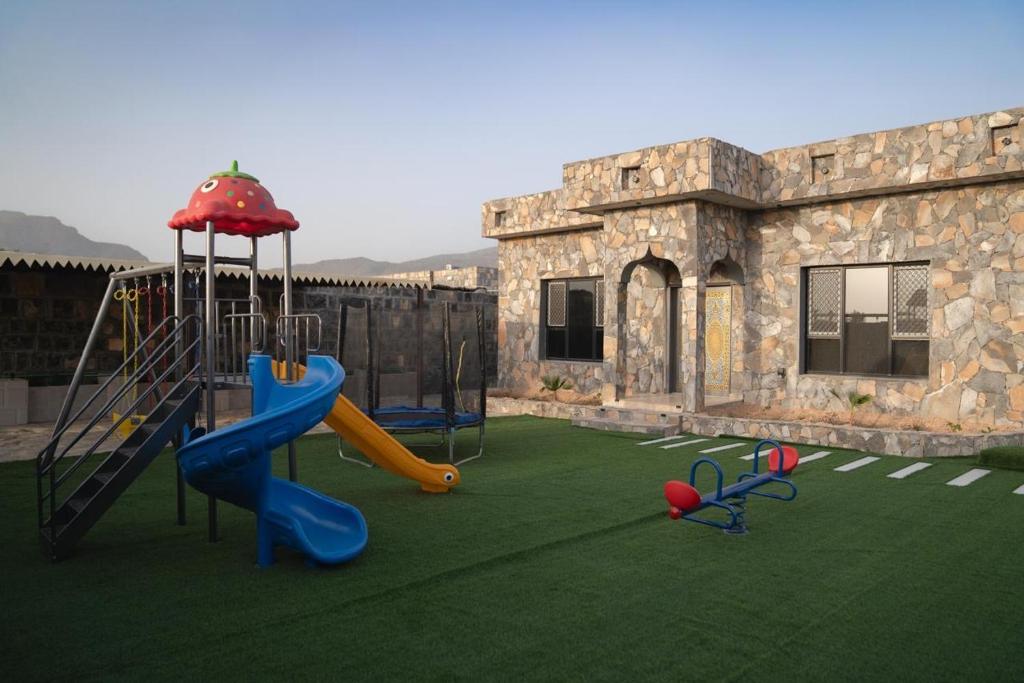 Herní místnost nebo prostor pro děti v ubytování SLASEL JABAL SHAMS HOUsE