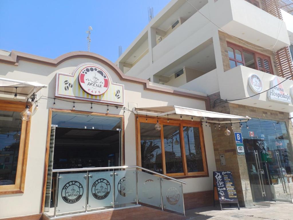 Certifikát, hodnocení, plakát nebo jiný dokument vystavený v ubytování Arena Hostal
