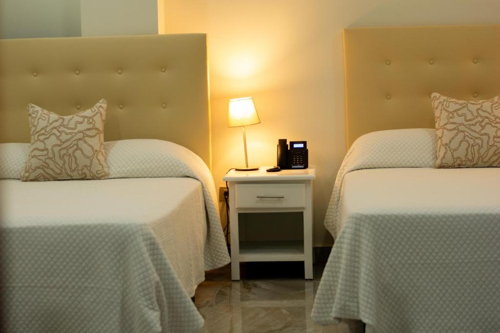 Hotel Dominican Barcelona - Cabaña Familiar En Bote
