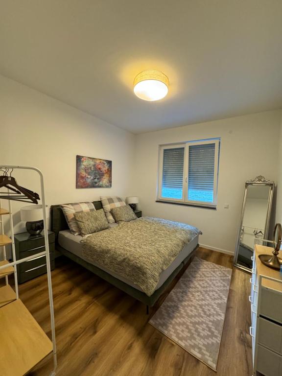 Königsberger Straße 58455 Witten – SOYX