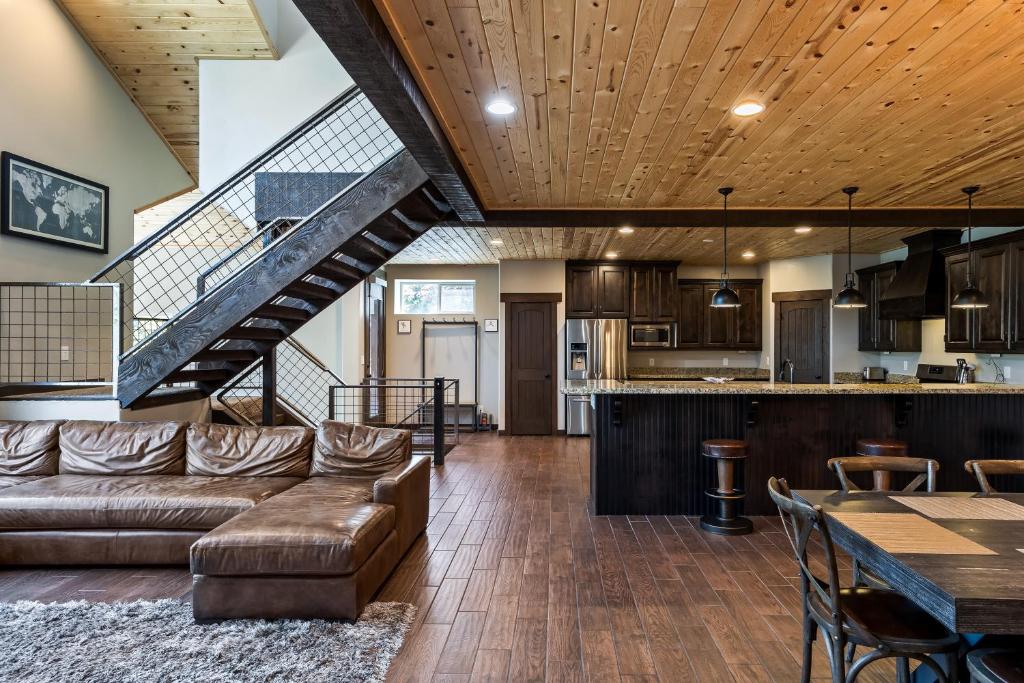 Gallery image of Family Paradise, Sleeps 14, High-End Interiors, 20 Minutes from the Mountain! in Park City