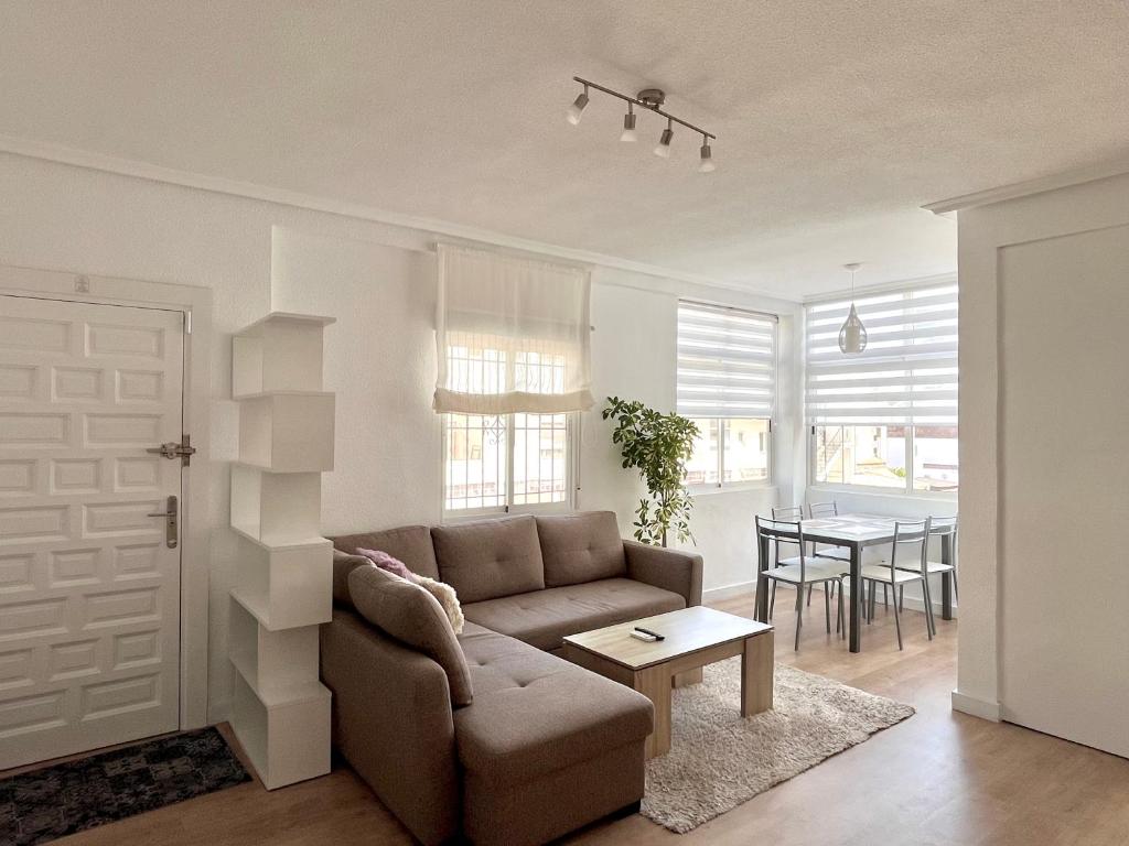 Χώρος καθιστικού στο R&R apartments